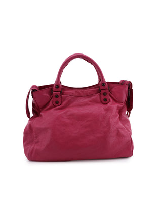 Classic Velo Shoulder Bag