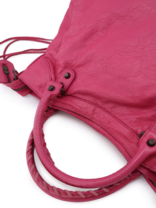 Classic Velo Shoulder Bag