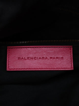 Classic Velo Shoulder Bag