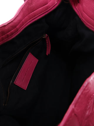 Classic Velo Shoulder Bag