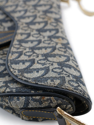 Oblique Saddle Shoulder Bag