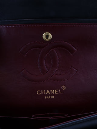 Classic Medium Scallop Double Flap Shoulder Bag
