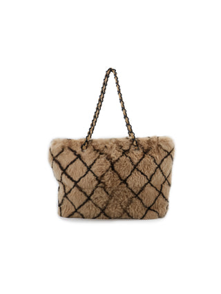 Matelasse Lapin Shoulder Bag