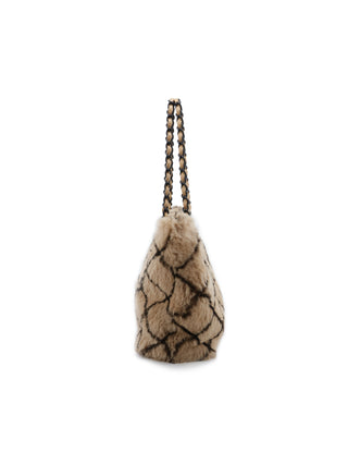 Matelasse Lapin Shoulder Bag