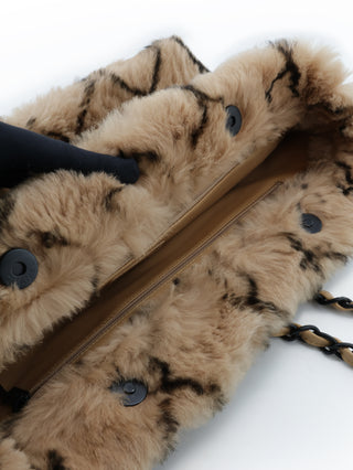 Matelasse Lapin Shoulder Bag