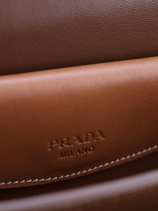 Vitello Tri-colour Sound Shoulder Bag