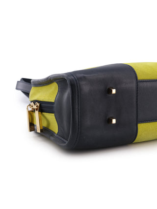 Amazona 35 East West Shoulder Bag