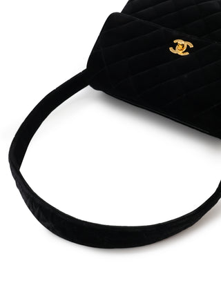 CC Diamond Quilted Shoulder Bag