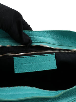 Giant 12 Classic City Shoulder Bag