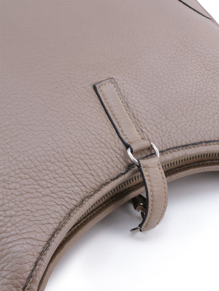 Trim 31 Shoulder Bag