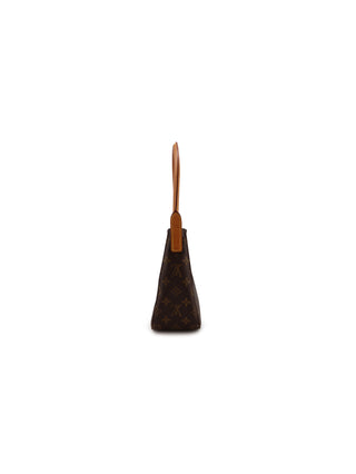Looping MM Shoulder Bag