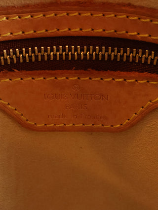 Looping MM Shoulder Bag