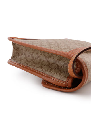 Macadam Circular Clasp Envelope Shoulder Bag