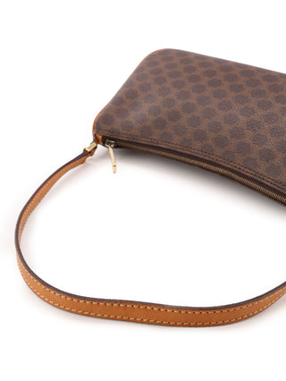 Macadam Canvas Pochette