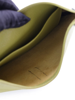 Trim 22 Shoulder Bag