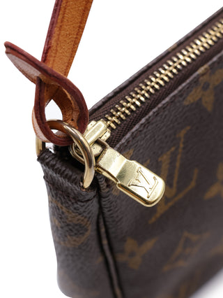 Monogram Pochette