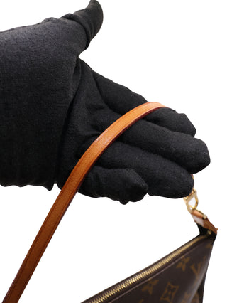 Monogram Pochette