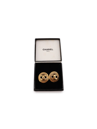 Ribbed CC Logo Clip-On Earrings