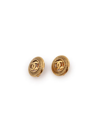 Ribbed CC Logo Clip-On Earrings