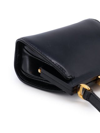 Bow Kiss Lock Crossbody Bag