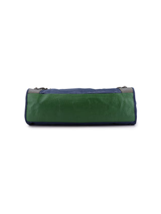 Classic City Shoulder Bag