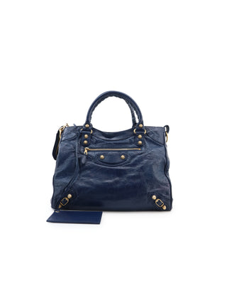 Classic Velo Shoulder Bag