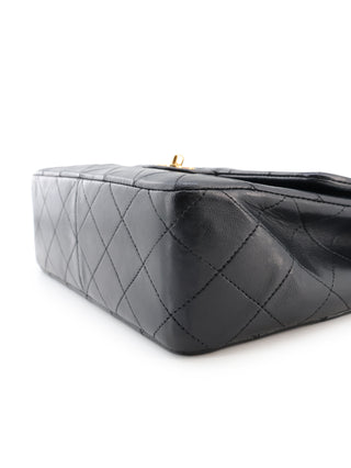 Classic Flap 20 Shoulder Bag