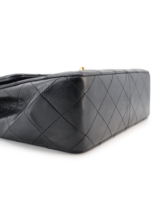 Classic Flap 20 Shoulder Bag