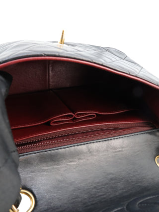 Classic Flap 20 Shoulder Bag