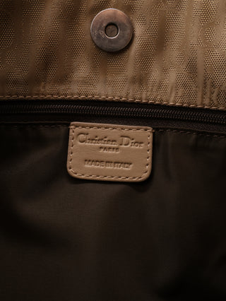 Trotter Heart Charm Hobo Shoulder Bag